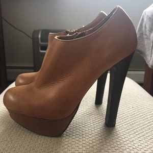 Steven Madden leather booties
